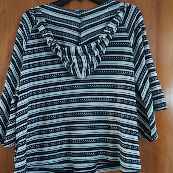 3/$25 Mind Code Ladies Pullover - Picture 2 of 5